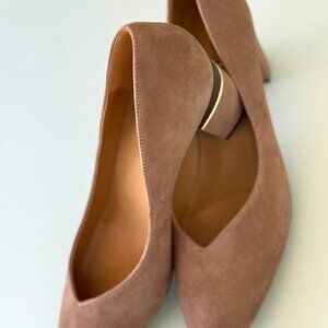 Mid Heel work shoe beige